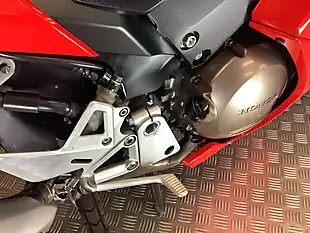 Used 2018 Honda Vfr F Red - Interior and Exterior details 17