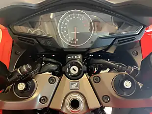Used 2018 Honda Vfr F Red - Interior and Exterior details 7