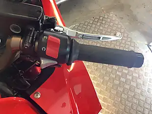 Used 2018 Honda Vfr F Red - Interior and Exterior details 9