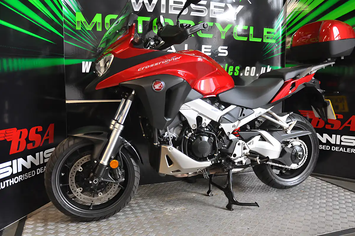 Used 2018 Honda VFR800 X Crossrunner Red - Interior and Exterior details 13
