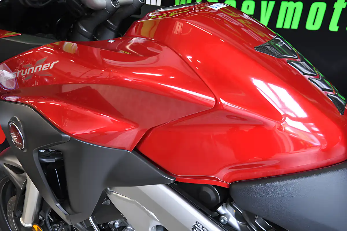 Used 2018 Honda VFR800 X Crossrunner Red - Interior and Exterior details 19