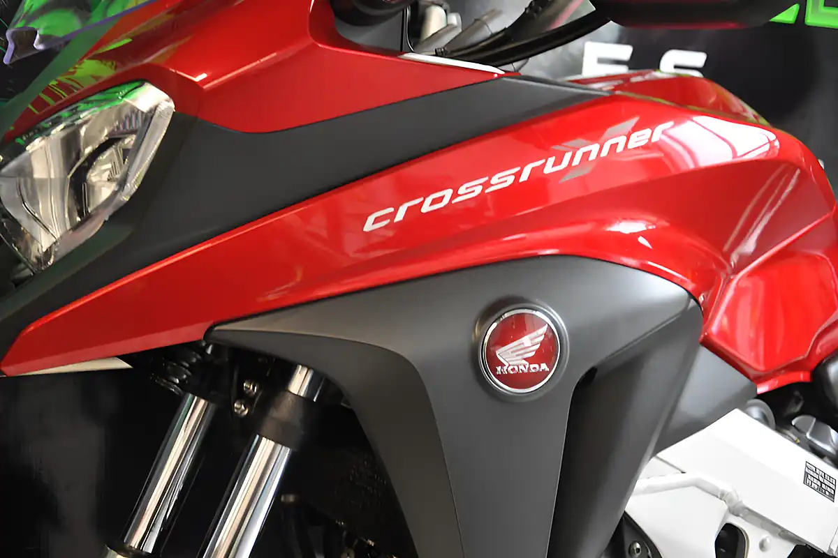 Used 2018 Honda VFR800 X Crossrunner Red - Interior and Exterior details 2