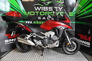 Used 2018 Honda VFR800 X Crossrunner Red - Interior and Exterior details 5