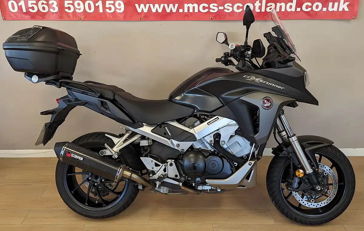 Used 2018 Honda VFR800X Crossrunner Xa Black - Front View