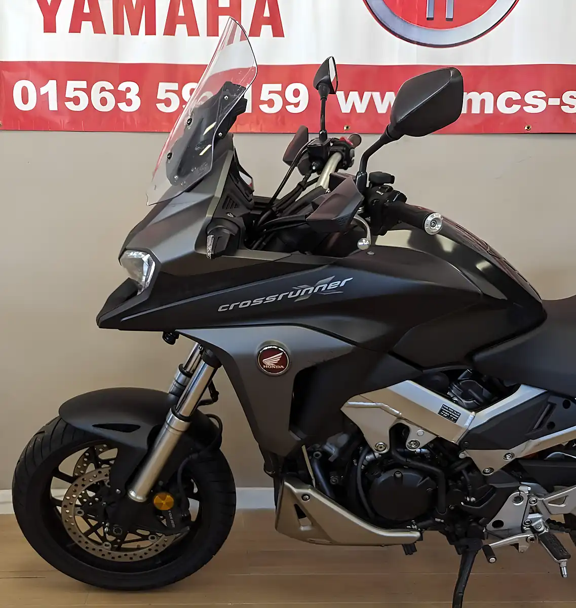 Used 2018 Honda VFR800X Crossrunner Xa Black - Interior and Exterior details 11