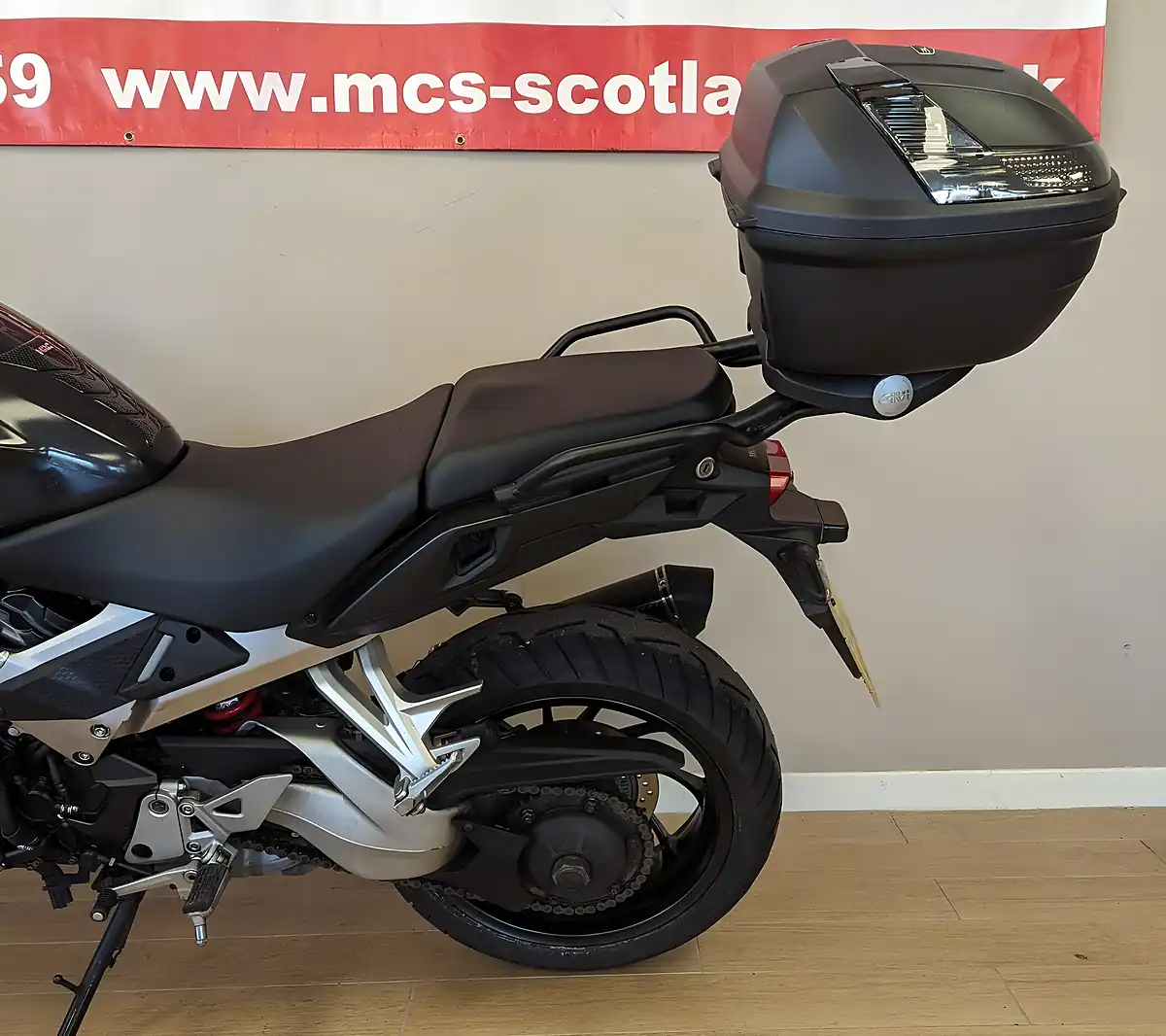 Used 2018 Honda VFR800X Crossrunner Xa Black - Interior and Exterior details 13