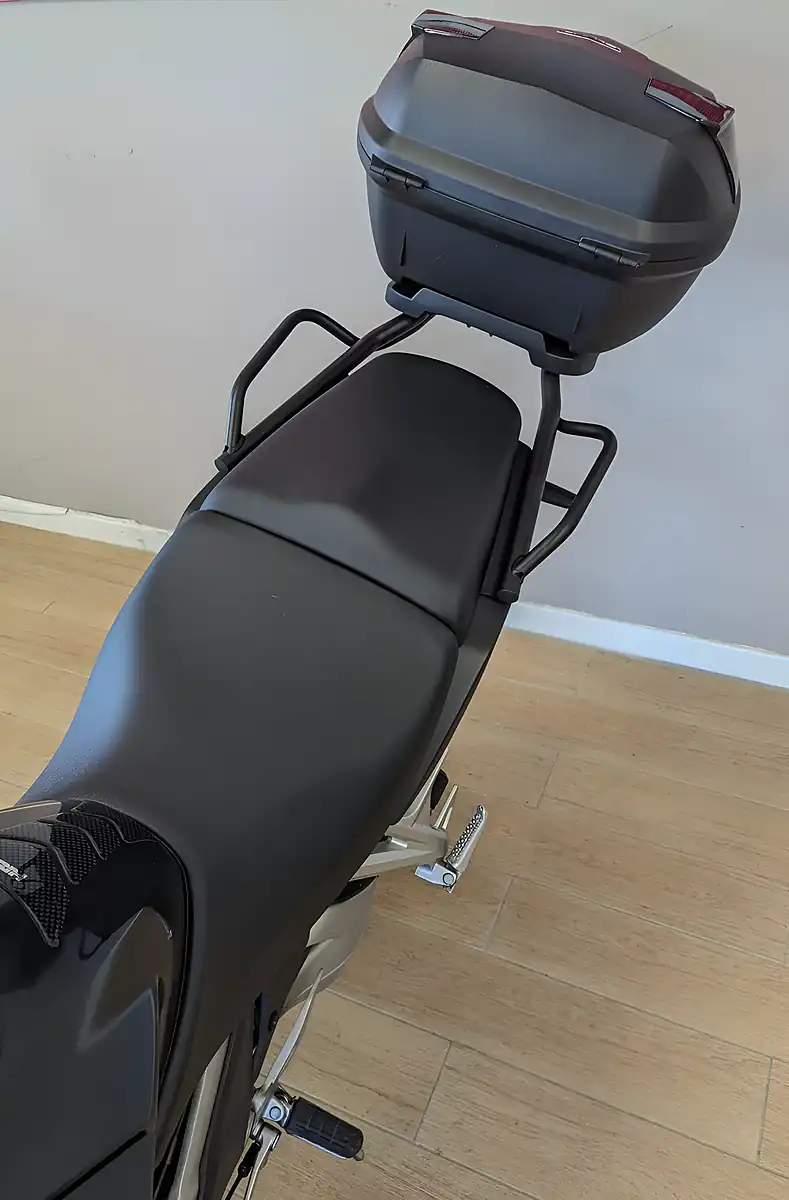 Used 2018 Honda VFR800X Crossrunner Xa Black - Interior and Exterior details 19