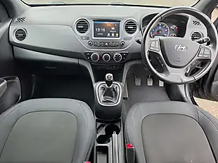 Used 2018 Hyundai i10 Go Se Black - Interior and Exterior details 16