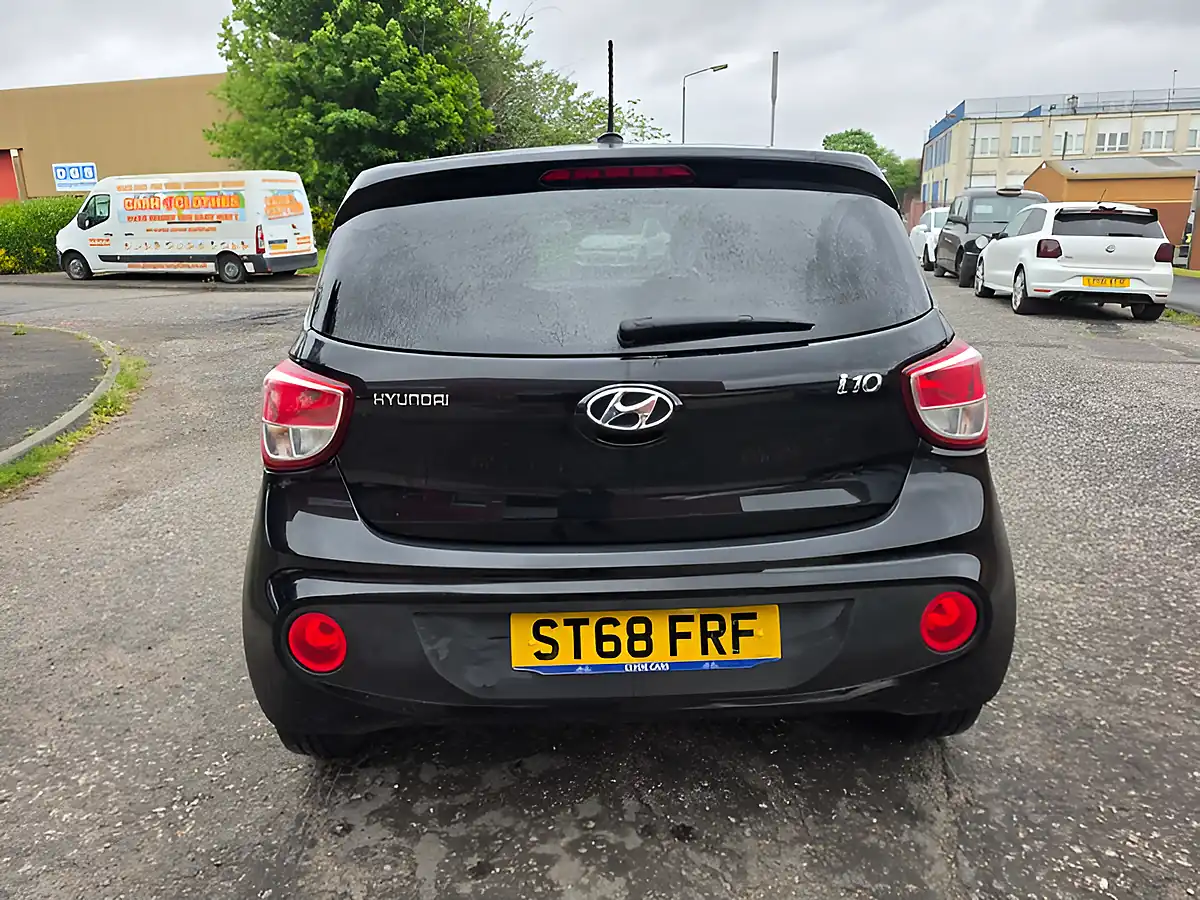 Used 2018 Hyundai i10 Go Se Black - Interior and Exterior details 6