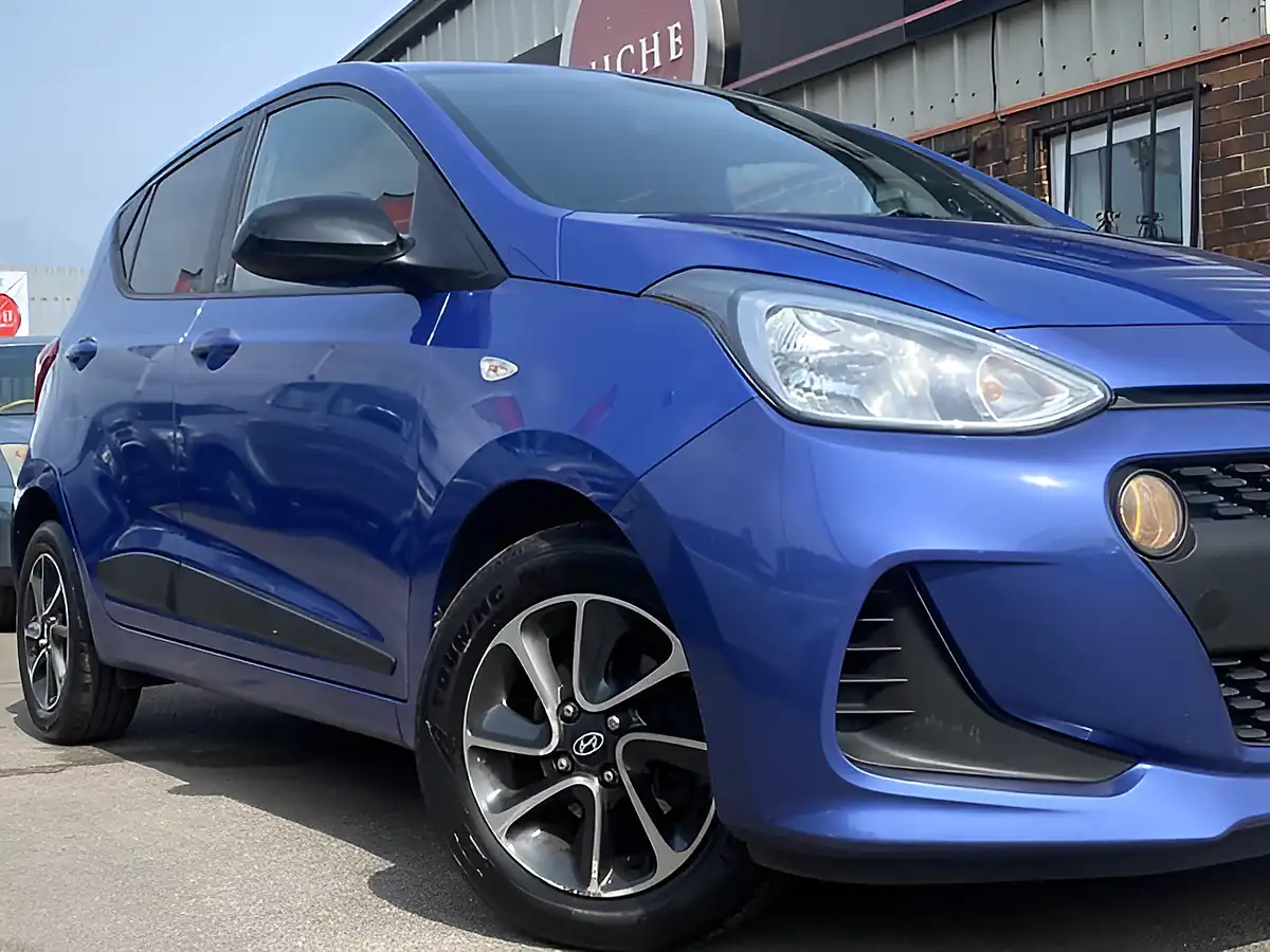 Used 2018 Hyundai I10 Go! Se Blue - Interior and Exterior details 10