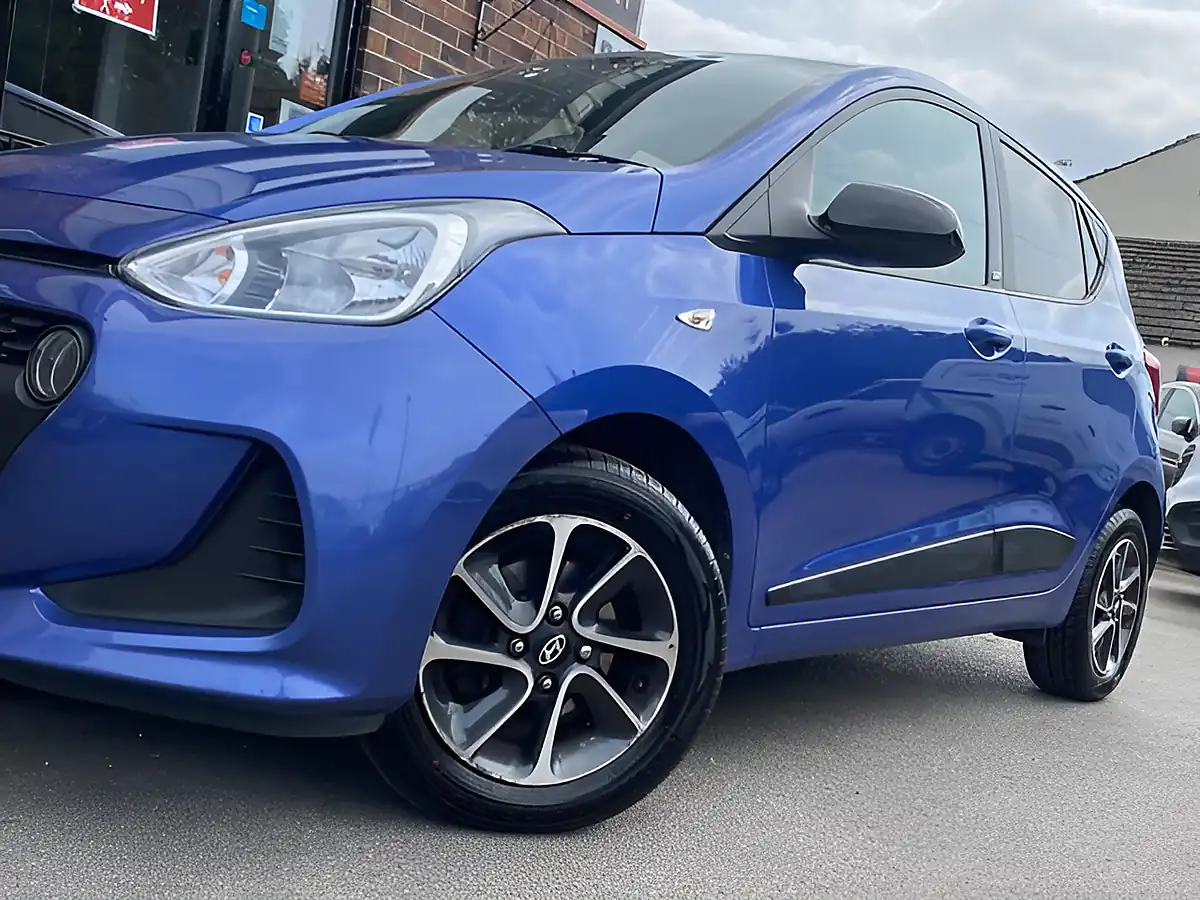 Used 2018 Hyundai I10 Go! Se Blue - Interior and Exterior details 18