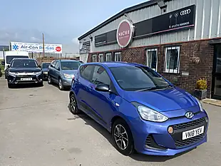 Used 2018 Hyundai I10 Go! Se Blue - Interior and Exterior details 7