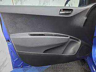 Used 2018 Hyundai i10 Go! Se Blue - Interior and Exterior details 18