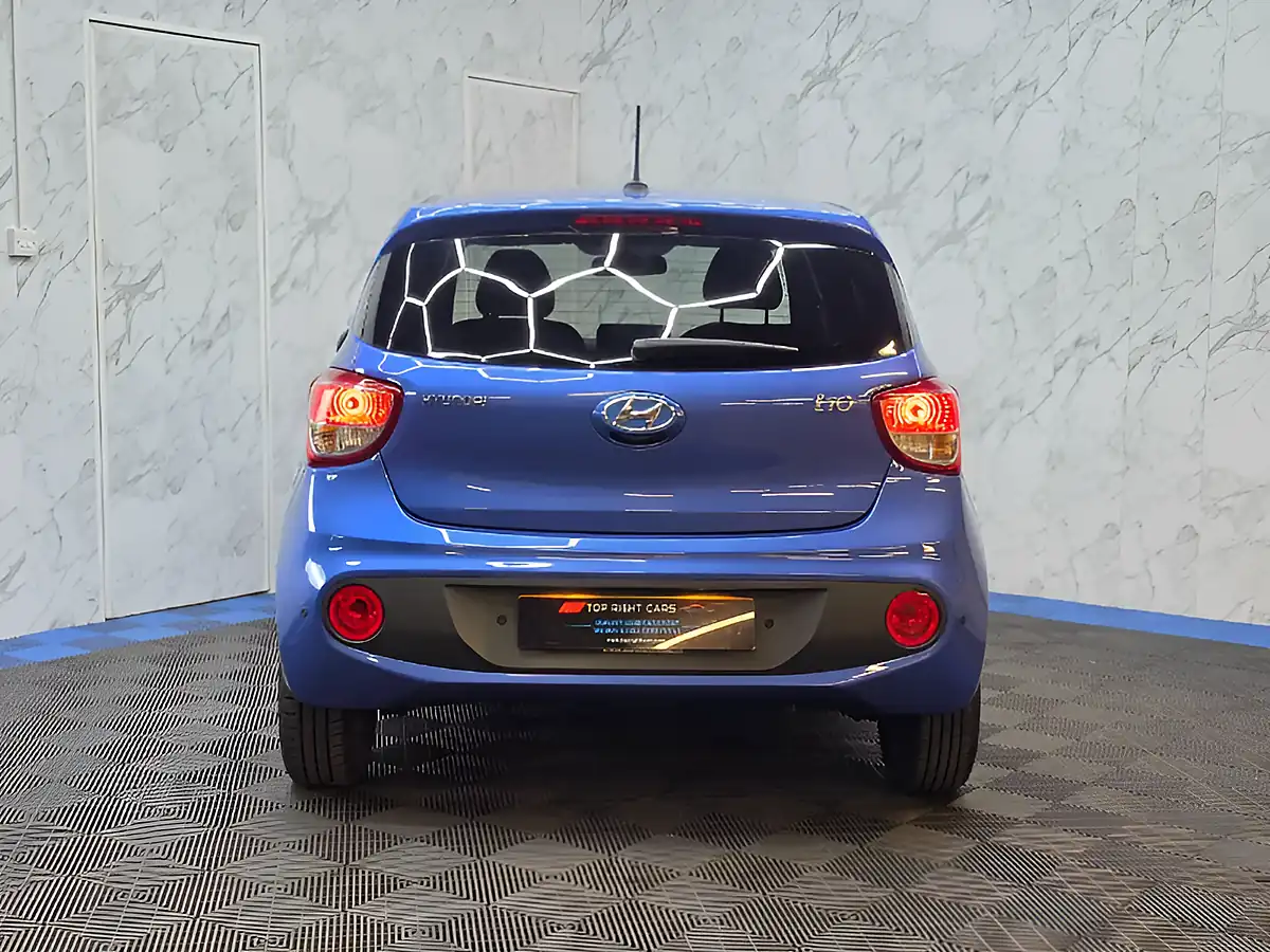 Used 2018 Hyundai i10 Go! Se Blue - Interior and Exterior details 5