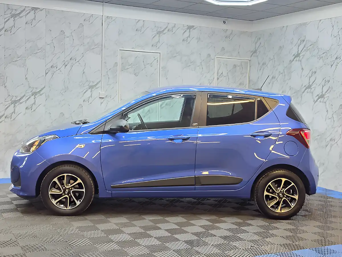 Used 2018 Hyundai i10 Go! Se Blue - Interior and Exterior details 7