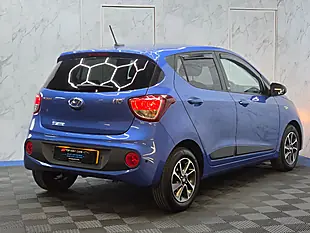 Used 2018 Hyundai i10 Go! Se Blue - Interior and Exterior details 8