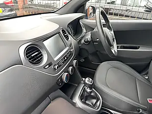 Used 2018 Hyundai I10 Go! Se Blue - Interior and Exterior details 14
