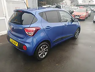 Used 2018 Hyundai i10 Go! Se Blue - Interior and Exterior details 4