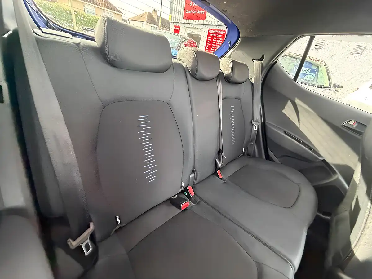 Used 2018 Hyundai I10 Go! Se Blue - Interior and Exterior details 12