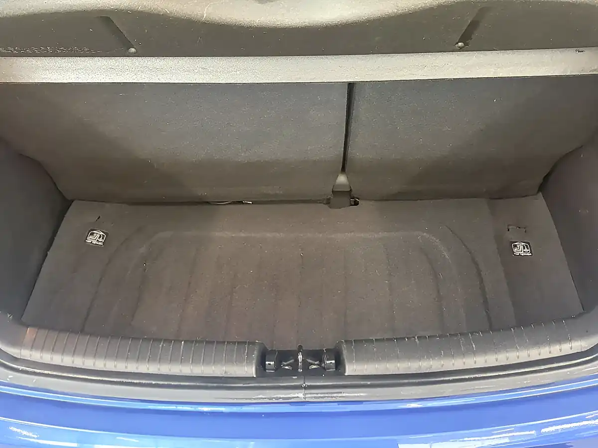 Used 2018 Hyundai i10 Go! Se Blue - Interior and Exterior details 19