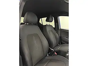 Used 2018 Hyundai i10 Go! Se Blue - Interior and Exterior details 9