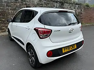 Used 2018 Hyundai i10 Go! Se Polar White - Interior and Exterior details 8
