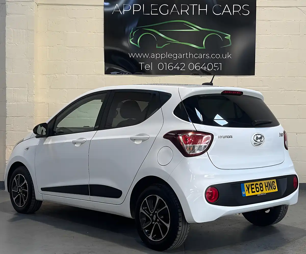 Used 2018 Hyundai i10 Go! Se White - Interior and Exterior details 7