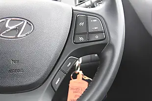 Used 2018 Hyundai I10 Premium Grey - Interior and Exterior details 13