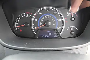 Used 2018 Hyundai I10 Premium Grey - Interior and Exterior details 18