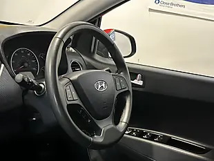 Used 2018 Hyundai i10 Premium Passion Red - Interior and Exterior details 17