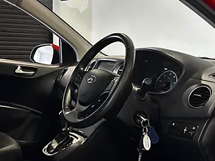 Used 2018 Hyundai i10 Premium Passion Red - Interior and Exterior details 2
