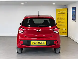 Used 2018 Hyundai i10 Premium Passion Red - Interior and Exterior details 6