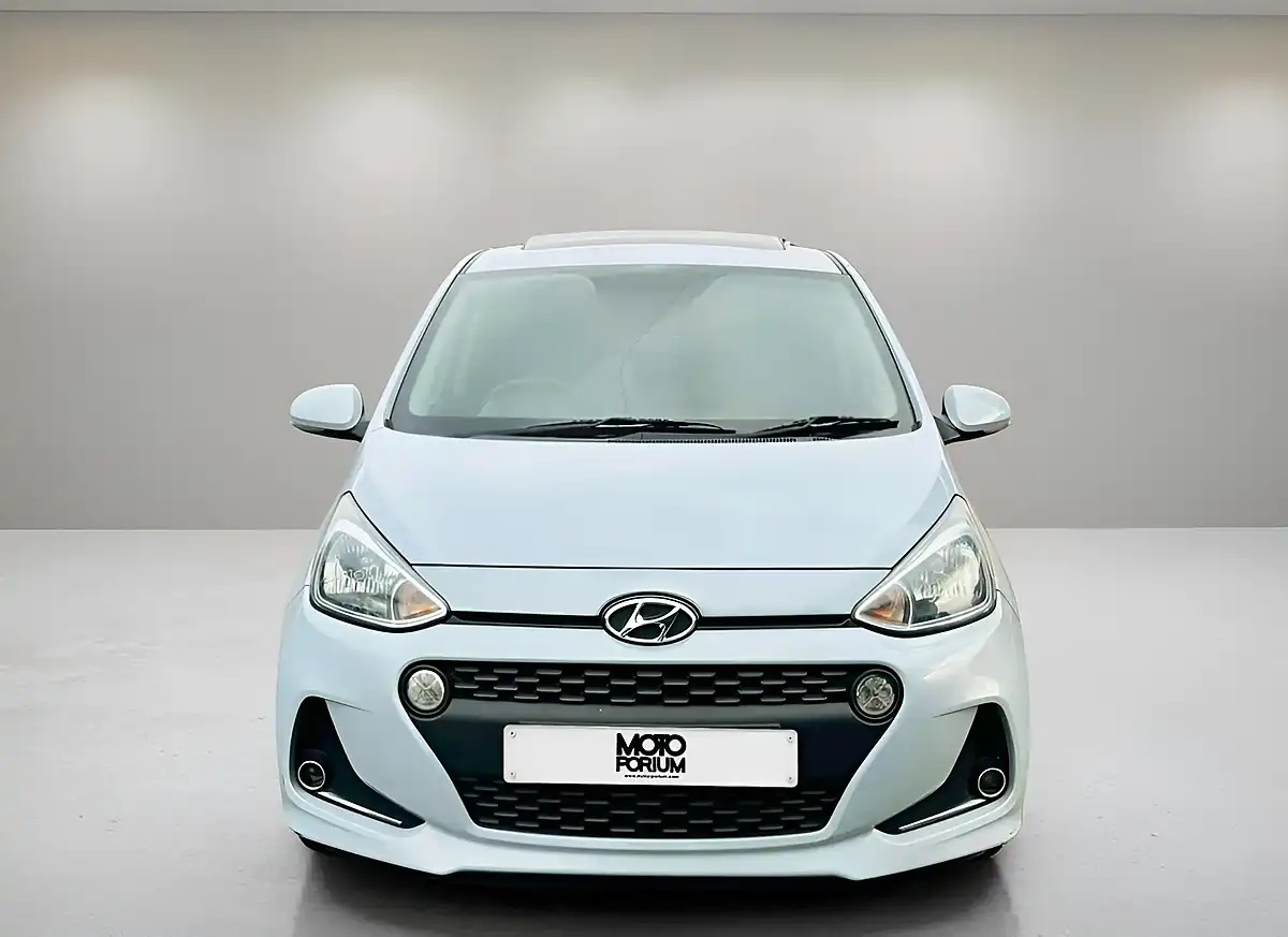 Used 2018 Hyundai I10 Premium Se Grey - Front View