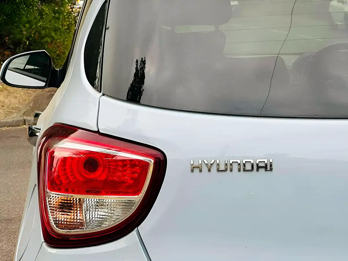 Used 2018 Hyundai I10 Premium Se Grey - Interior and Exterior details 19