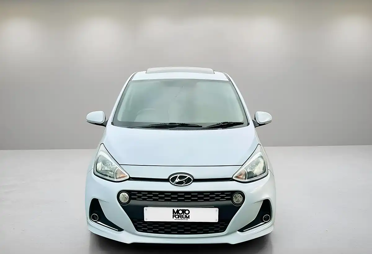 Used 2018 Hyundai I10 Premium Se Grey - Interior and Exterior details 5