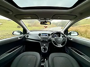 Used 2018 Hyundai i10 Premium Se Grey - Interior and Exterior details 11
