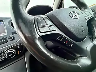 Used 2018 Hyundai i10 Premium Se Grey - Interior and Exterior details 12