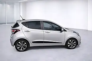 Used 2018 Hyundai i10 Premium Se Silver - Interior and Exterior details 2