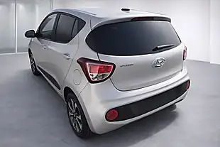 Used 2018 Hyundai i10 Premium Se Silver - Interior and Exterior details 5