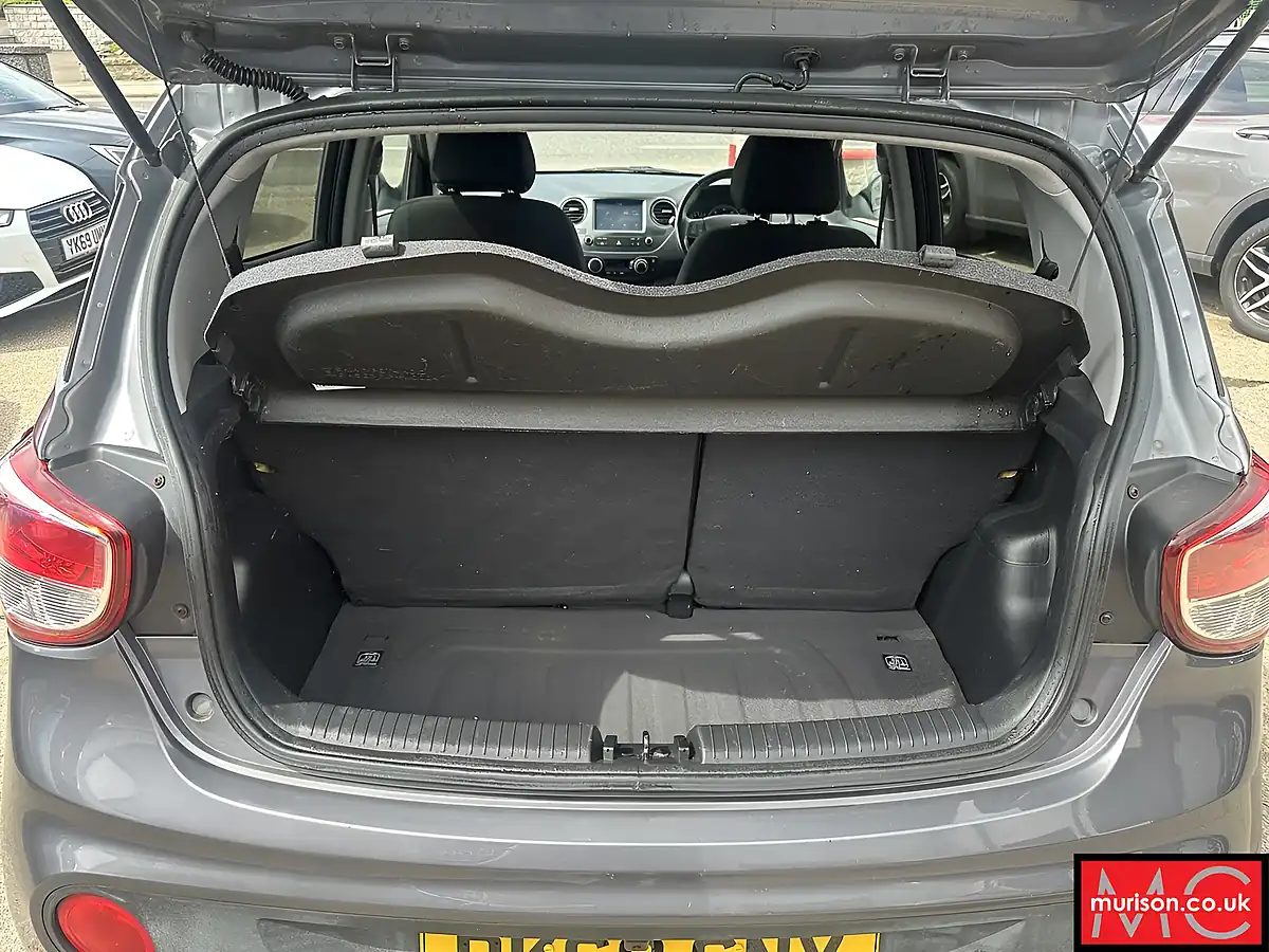 Used 2018 Hyundai i10 Premium Stardust Grey - Interior and Exterior details 12