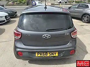 Used 2018 Hyundai i10 Premium Stardust Grey - Interior and Exterior details 16