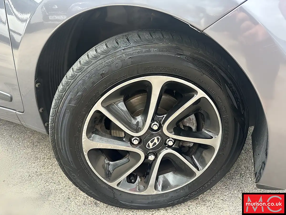 Used 2018 Hyundai i10 Premium Stardust Grey - Interior and Exterior details 2