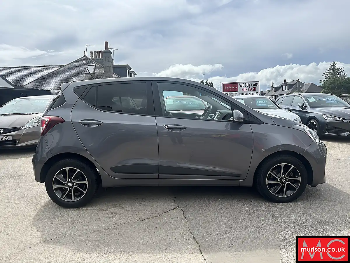 Used 2018 Hyundai i10 Premium Stardust Grey - Interior and Exterior details 3