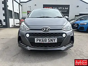 Used 2018 Hyundai i10 Premium Stardust Grey - Interior and Exterior details 4