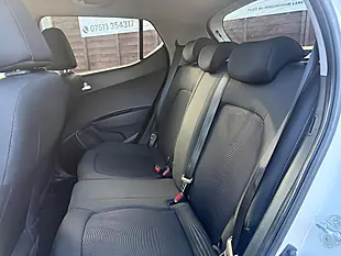 Used 2018 Hyundai I10 Premium White - Interior and Exterior details 14