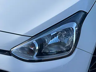 Used 2018 Hyundai I10 Premium White - Interior and Exterior details 18
