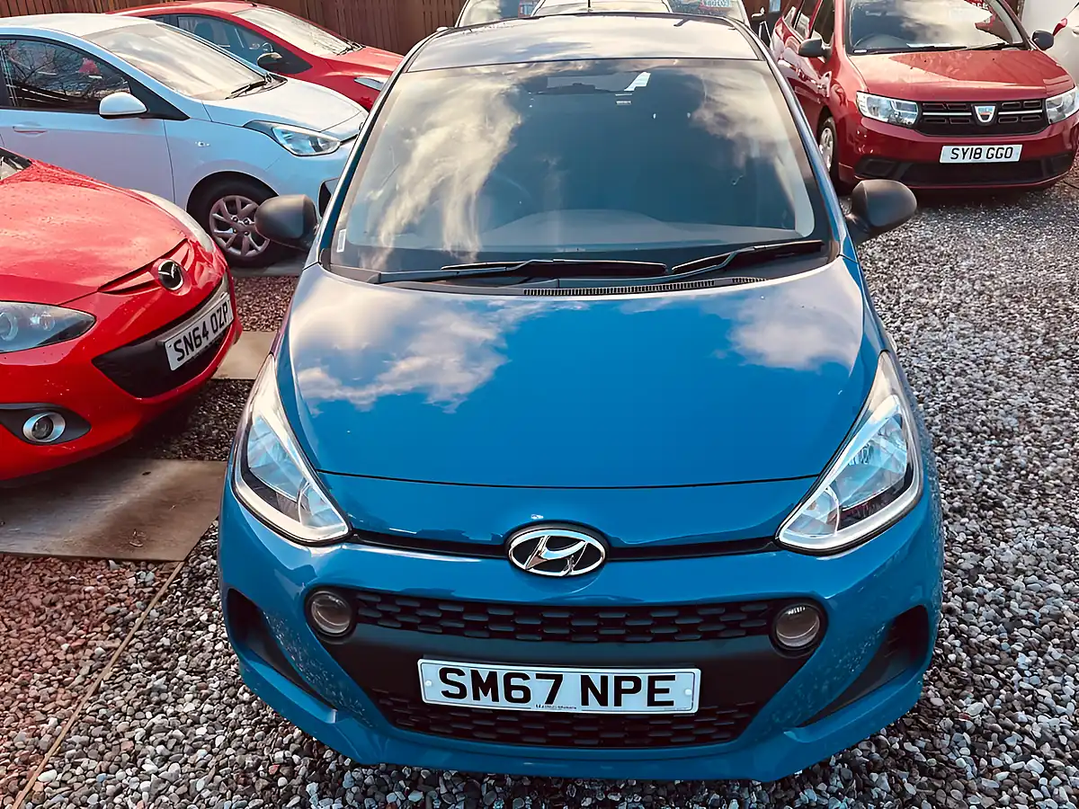 Used 2018 Hyundai i10 S Blue - Interior and Exterior details 3