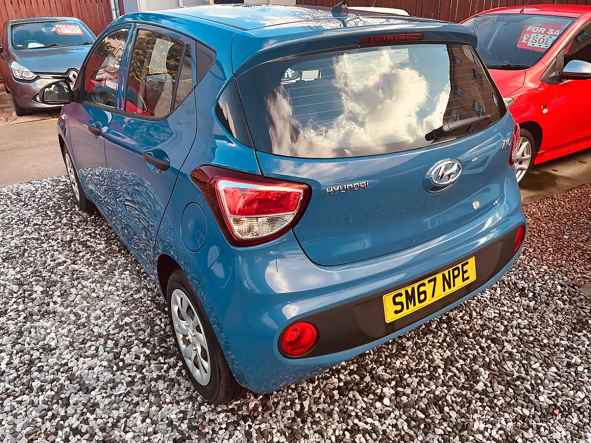 Used 2018 Hyundai i10 S Blue - Interior and Exterior details 7
