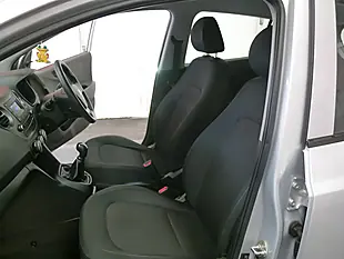 Used 2018 Hyundai i10 S Silver - Interior and Exterior details 14