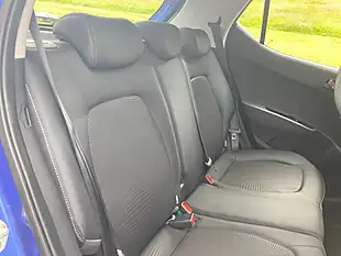 Used 2018 Hyundai I10 Se Blue - Interior and Exterior details 12